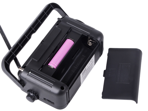 Radio kuchenne przenośne budowlane na baterie antena retro ręczne fm am