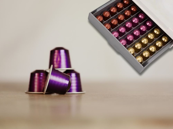 Wiszący organizer na kapsułki do kawy nespresso 30 kapsułek wysuwany blat