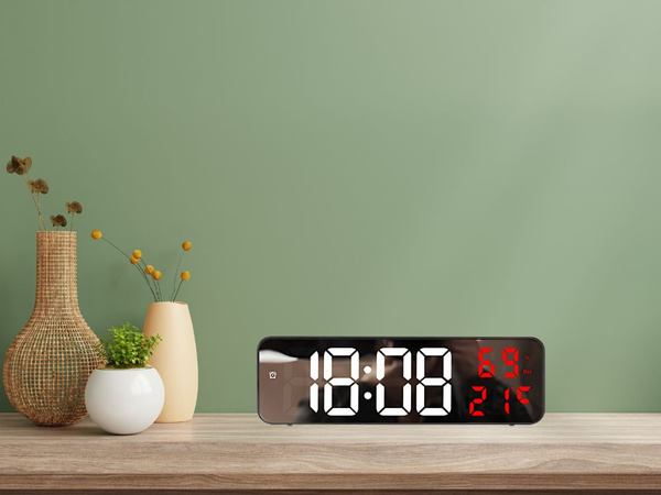 Zegar elektroniczy cyfrowy led budzik termometr lustro stojący usb baterie