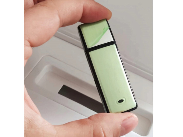 Mini dyktafon szpiegowski podsłuch pendrive usb