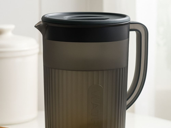 Dzbanek plastikowy 3l z pokrywką do wody soku napojów lemoniady pojemny