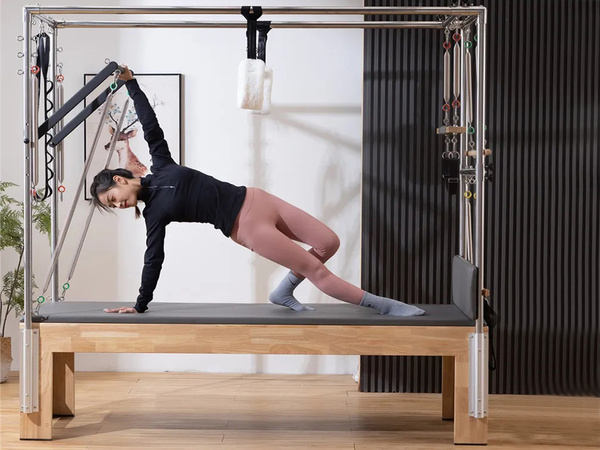 ŁÓŻKO DO ĆWICZEŃ PILATES PILATESU REFORMER URZĄDZENIE DO ĆWICZENIA FITNESS