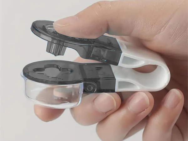 Wyciskacz do pigułek tabletek leków do wyciskania z opakowań podręczny