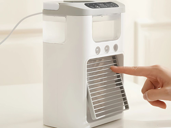 Wentylator z nawilżaczem wody na biurko usb rgb led 3 stopnie prędkości