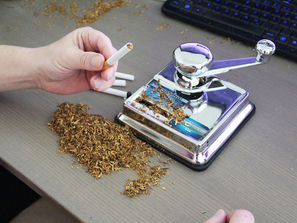 Nabijarka tłokowa do papierosów tytoniu stalowa