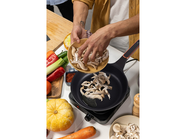 Patelnia do smażenia powłoka nieprzywierająca indukcja gaz non-stick 20cm